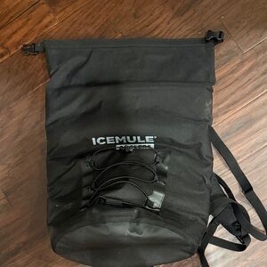 ICEMULE pro Black Backpack Cooler